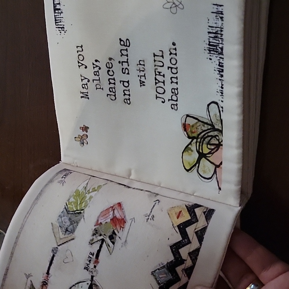 KELLY RAE ROBERTY I LOVE YOU CLOTH BOOK RARE - Picture 3 of 5